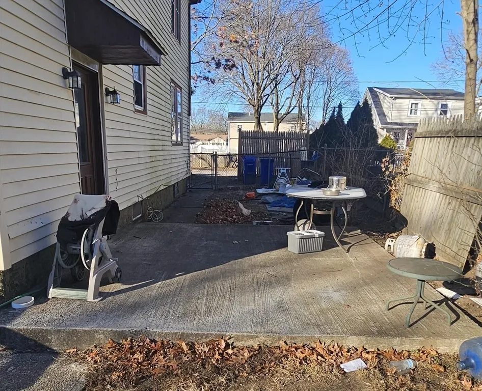 2 bed, 1 bath apartment for rent at 123 Scott Unit 2, South Attleboro — photo 34 of 37