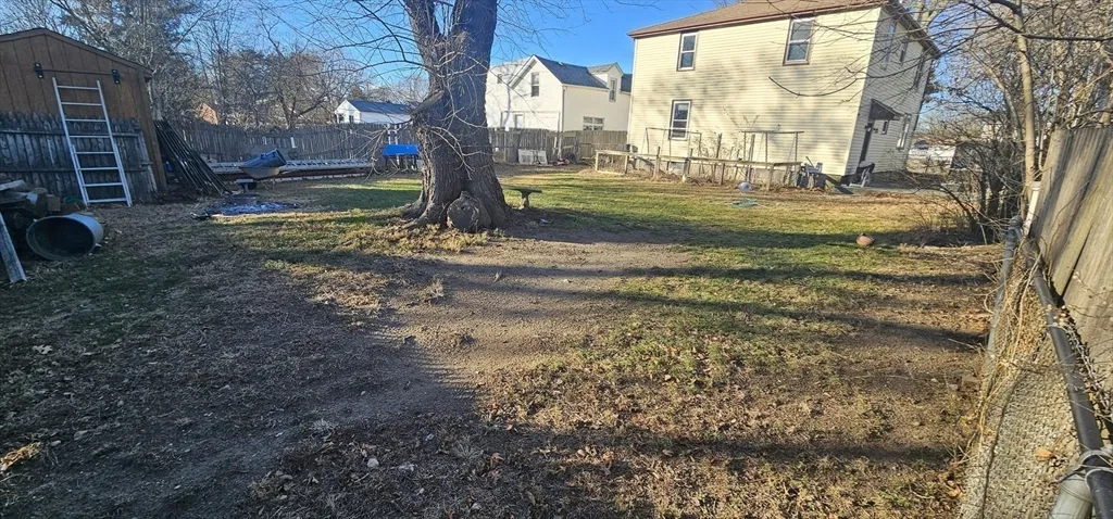 2 bed, 1 bath apartment for rent at 123 Scott Unit 2, South Attleboro — photo 36 of 37