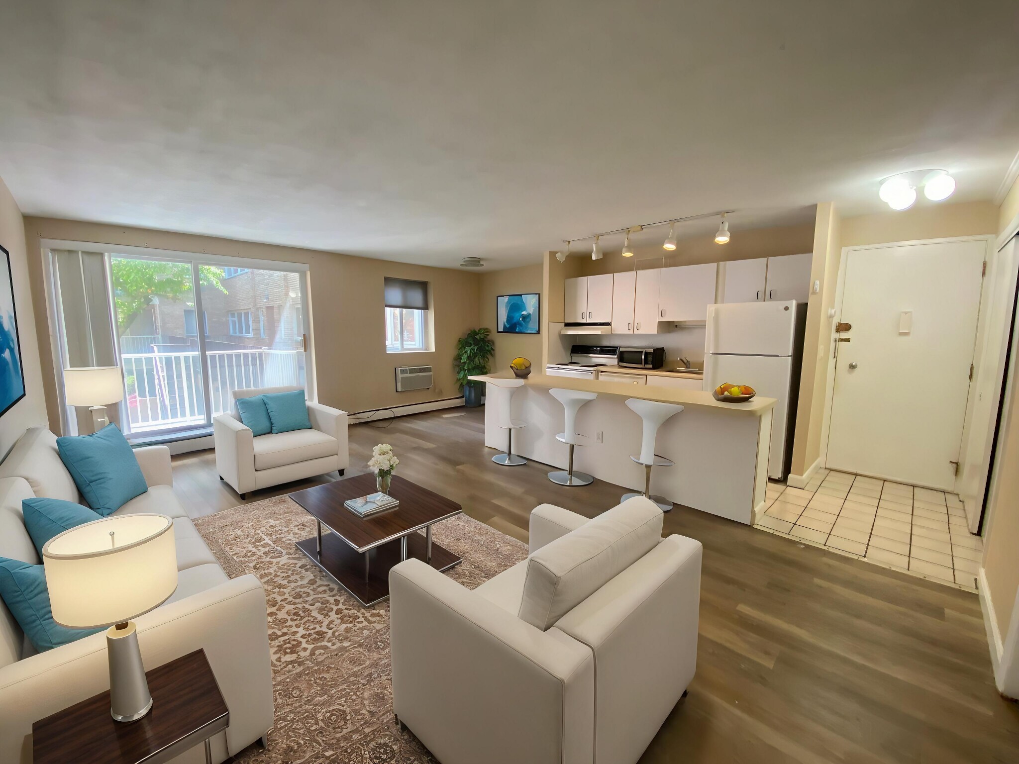 1 bed, 1 bath apartment for rent at 123 Sewall Ave Unit 1A, Coolidge Corner