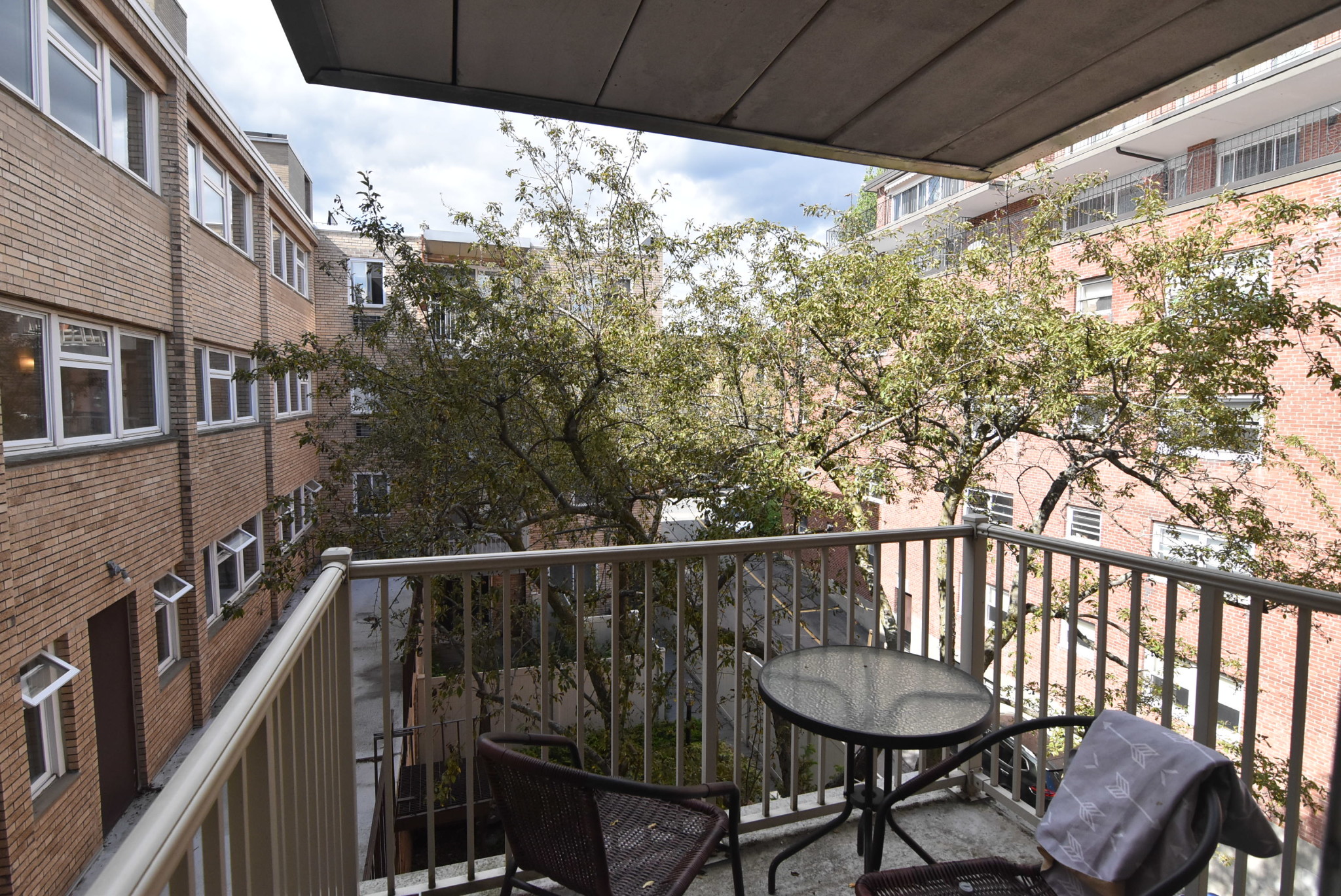 1 bed, 1 bath apartment for rent at 123 Sewall Ave Unit 2L, Coolidge Corner — photo 8 of 8