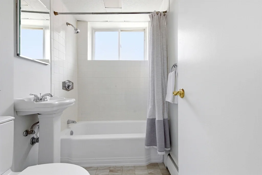 1 bed, 1 bath apartment for rent at 123 Sewall Ave Unit 3A, Coolidge Corner — photo 20 of 30