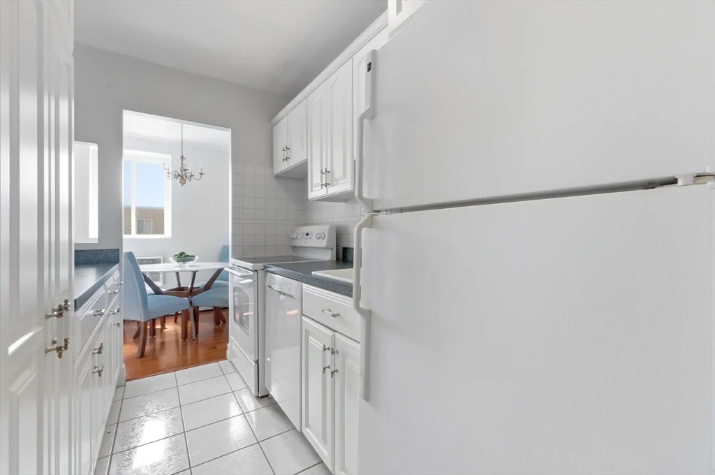 1 bed, 1 bath apartment for rent at 123 Sewall Ave Unit 3A, Coolidge Corner — photo 12 of 30