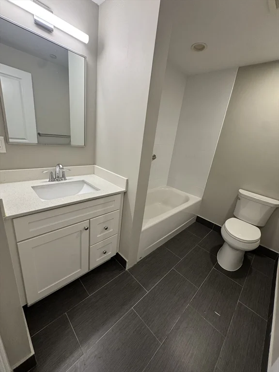 1 bed, 1 bath apartment for rent at 123 Shirley Ave Unit 204, Revere — photo 7 of 8