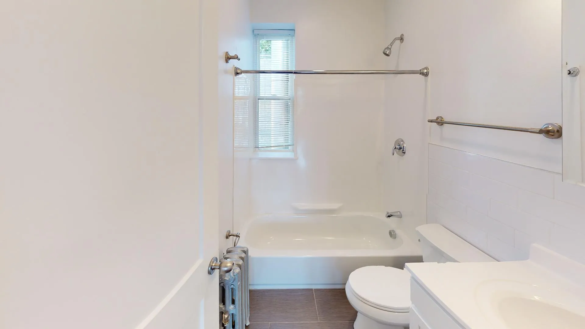 2 bed, 1 bath apartment for rent at 123 Sutherland Rd Unit 1, Brighton — photo 10 of 11