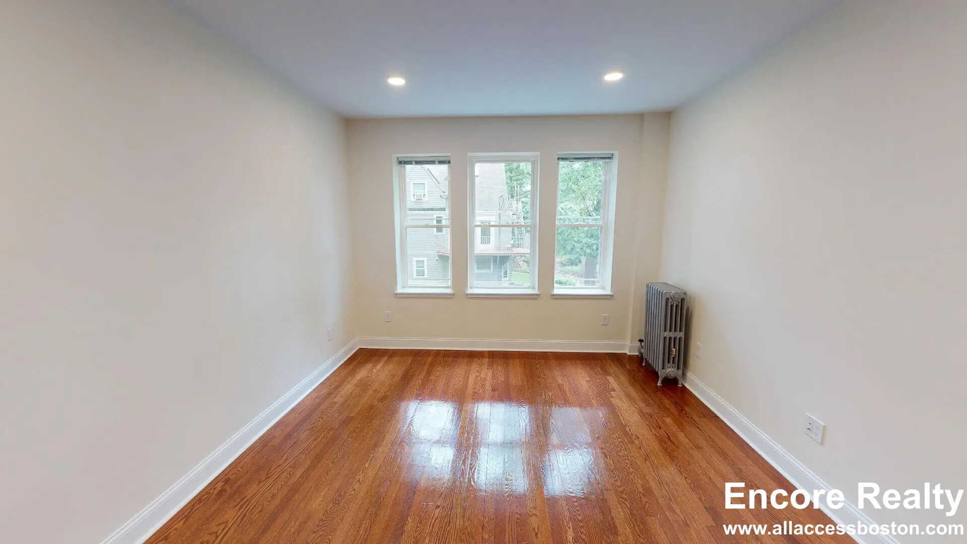 2 bed, 1 bath apartment for rent at 123 Sutherland Rd Unit 3, Brighton — photo 4 of 9