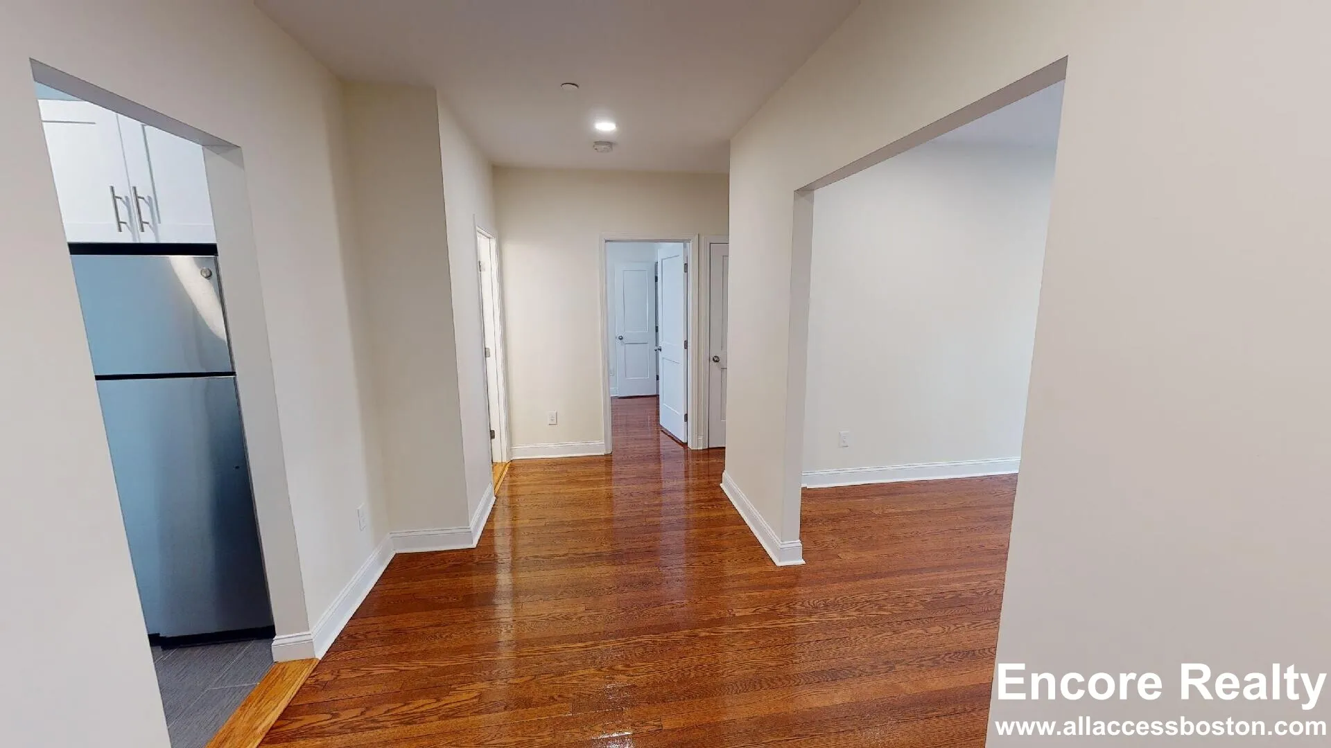 2 bed, 1 bath apartment for rent at 123 Sutherland Rd Unit 3, Brighton — photo 3 of 9