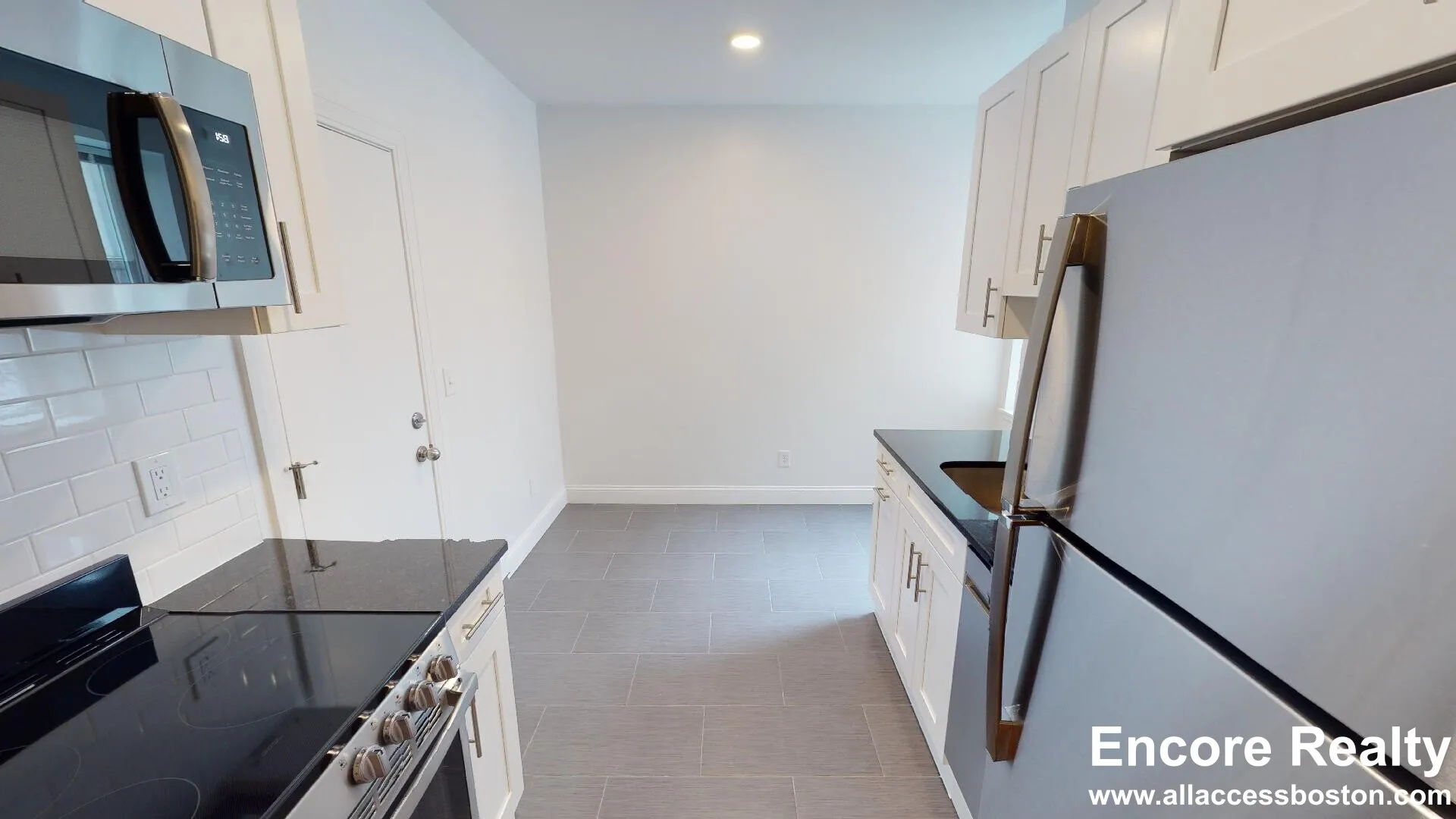 2 bed, 1 bath apartment for rent at 123 Sutherland Rd Unit 3, Brighton — photo 2 of 9