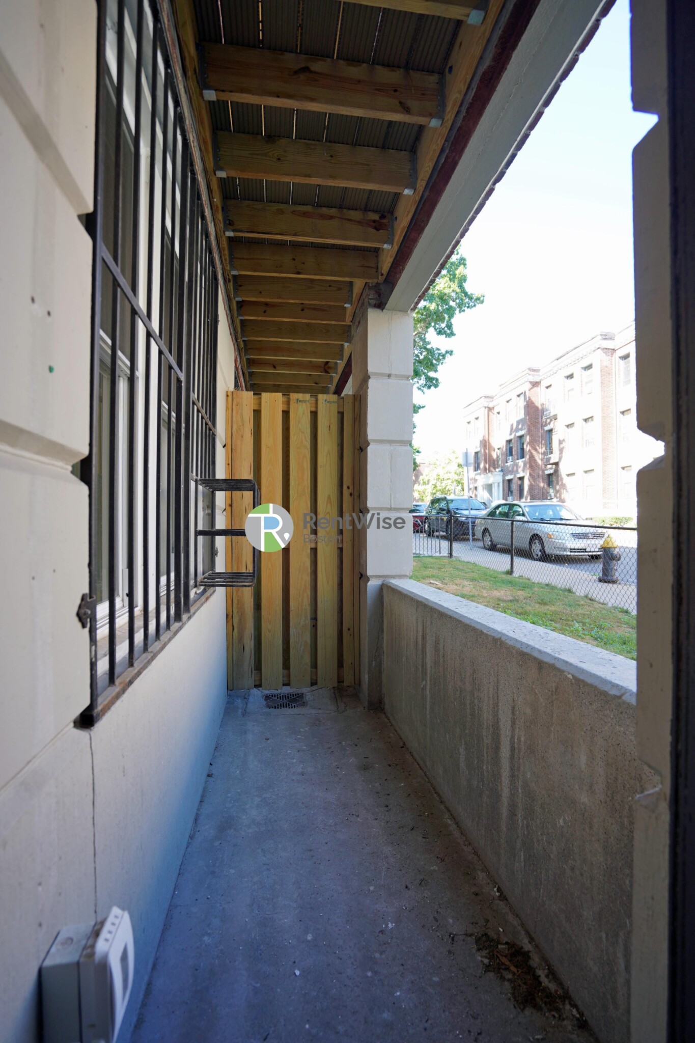 1 bed, 1 bath apartment for rent at 123 Sutherland Rd Unit A, Brighton — photo 5 of 23