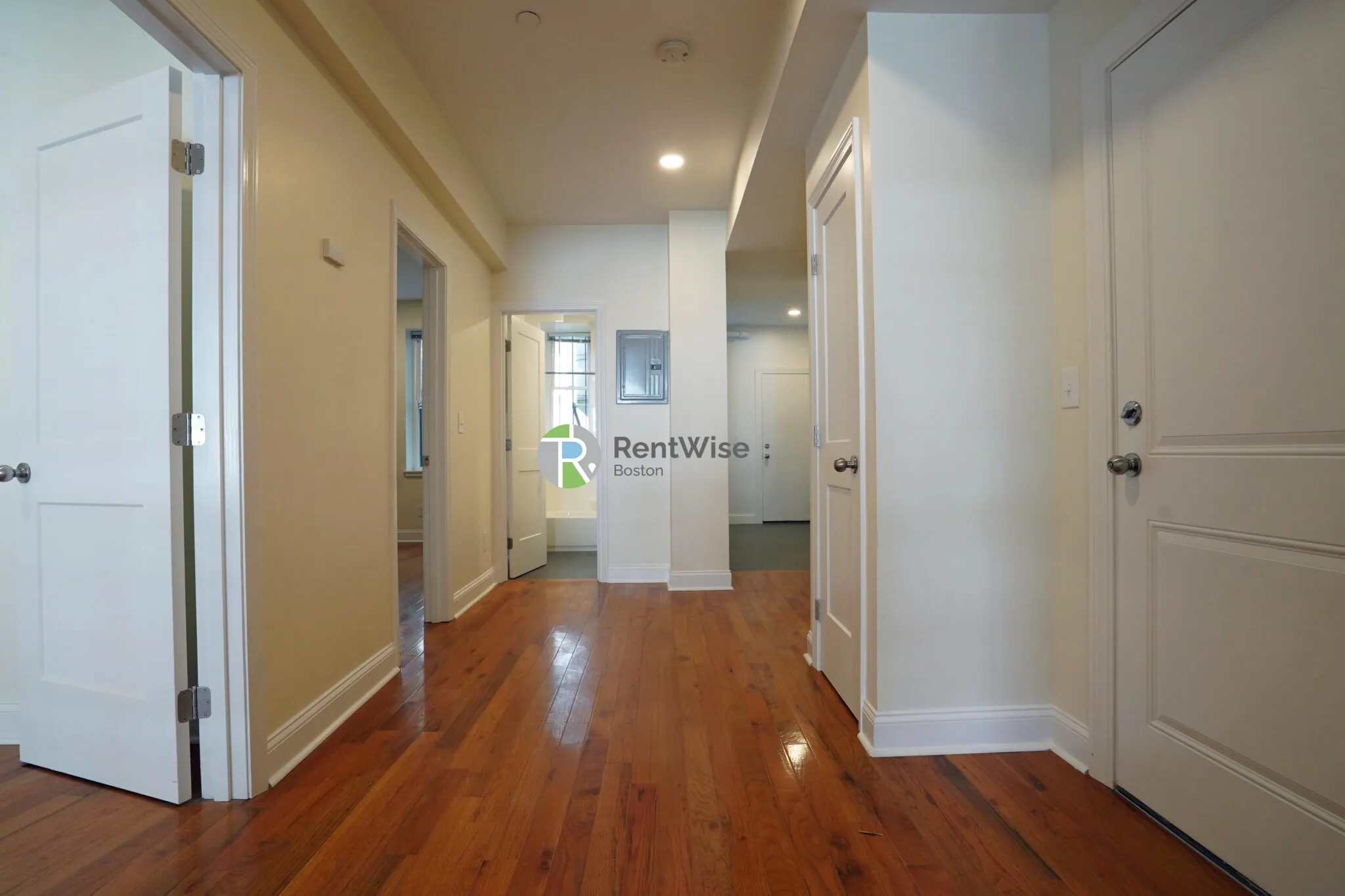 2 bed, 1 bath apartment for rent at 123 Sutherland Rd Unit B, Brighton — photo 5 of 35