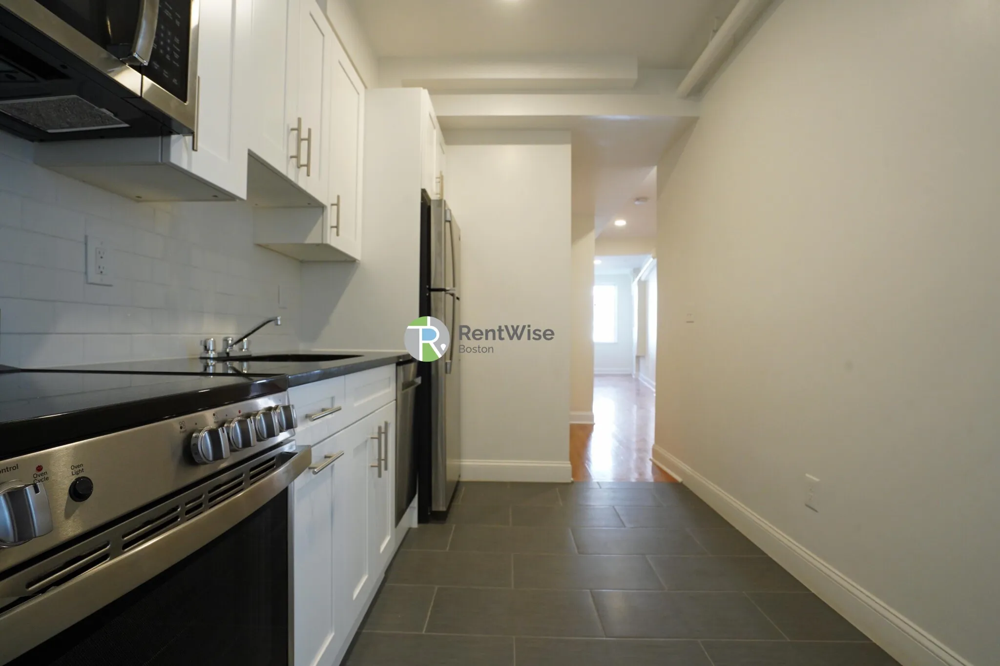 2 bed, 1 bath apartment for rent at 123 Sutherland Rd Unit B, Brighton — photo 10 of 35