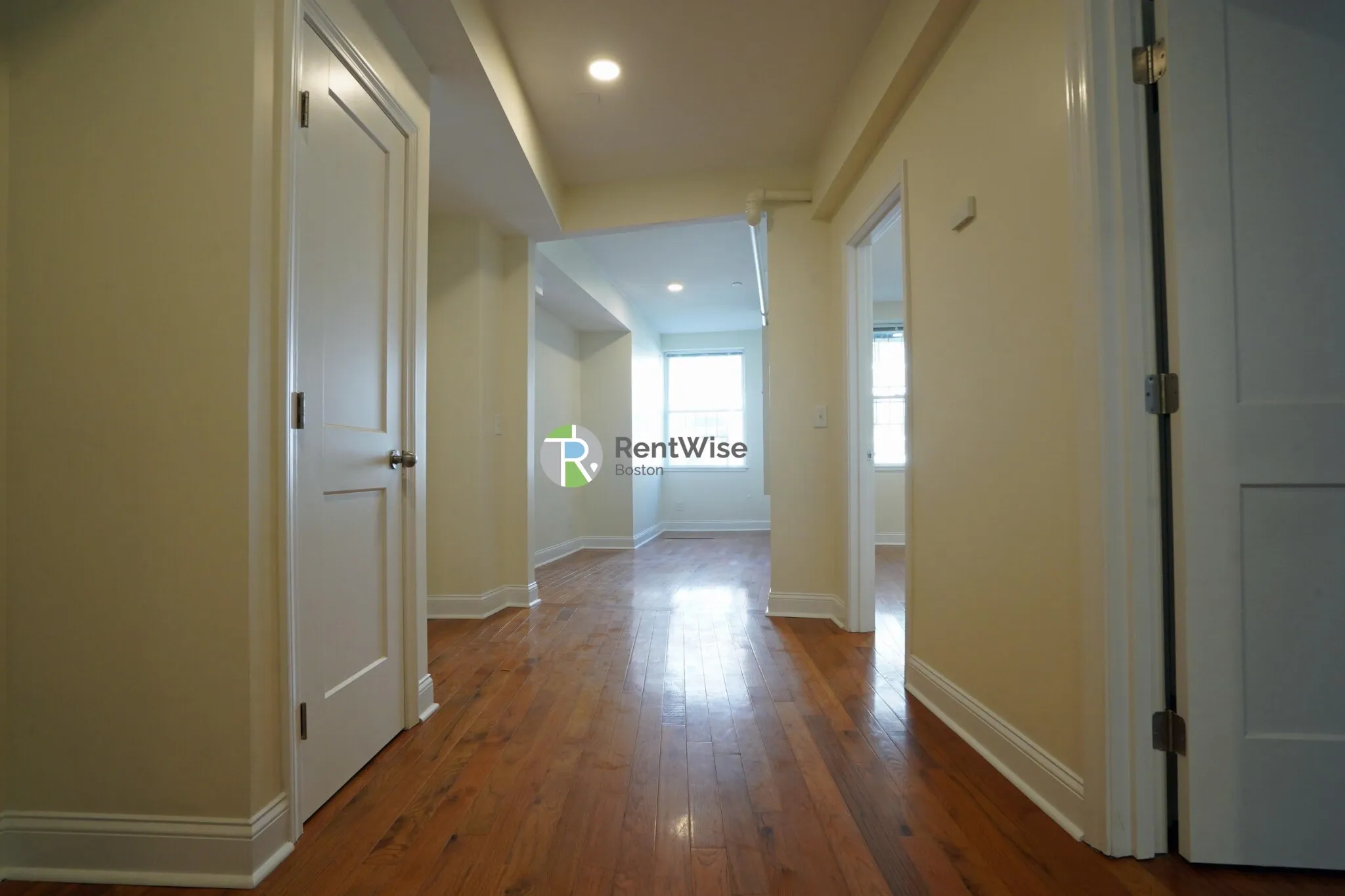 2 bed, 1 bath apartment for rent at 123 Sutherland Rd Unit B, Brighton — photo 6 of 35