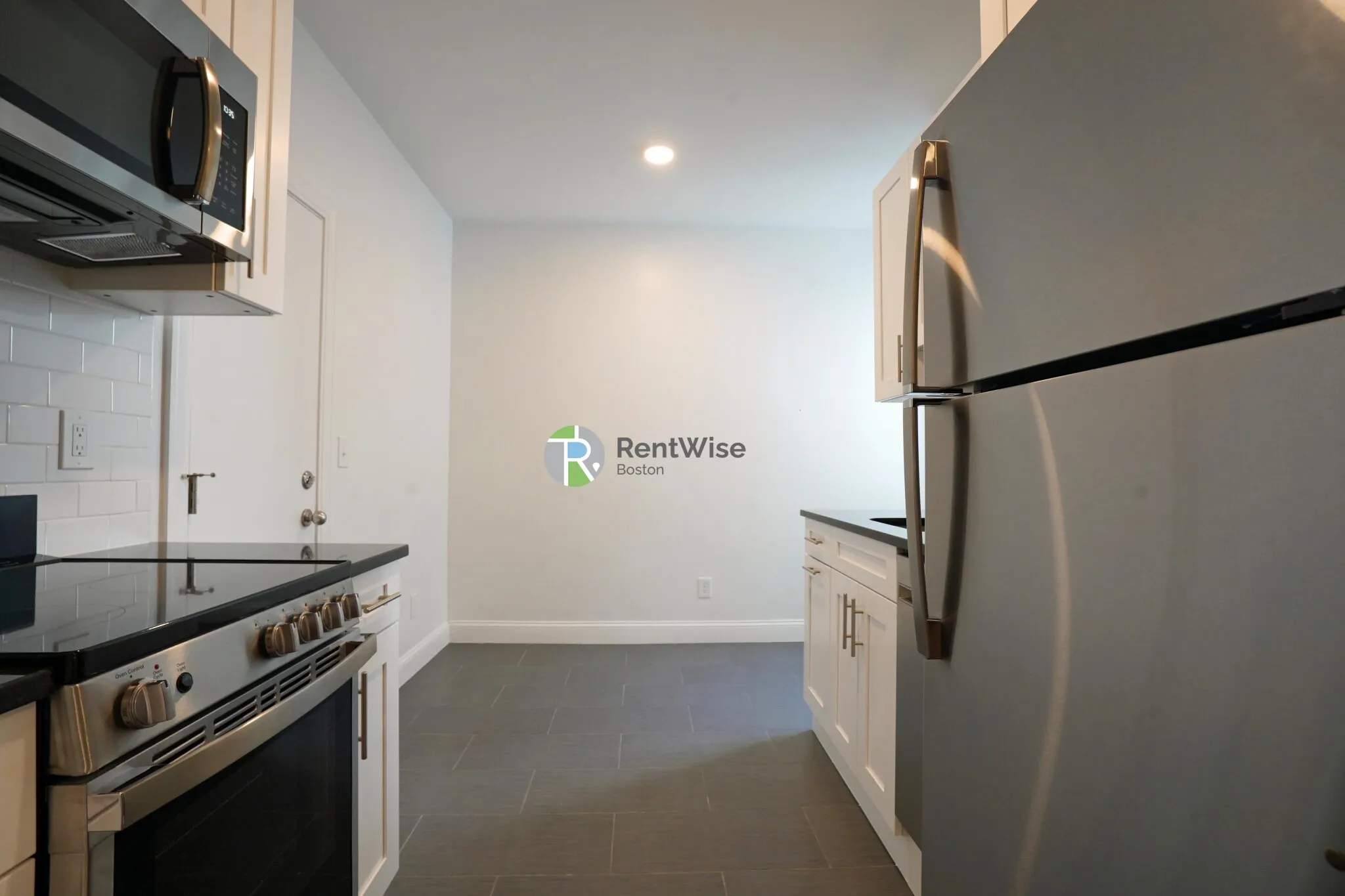 2 bed, 1 bath apartment for rent at 123 Sutherland Rd Unit F, Brighton — photo 8 of 37