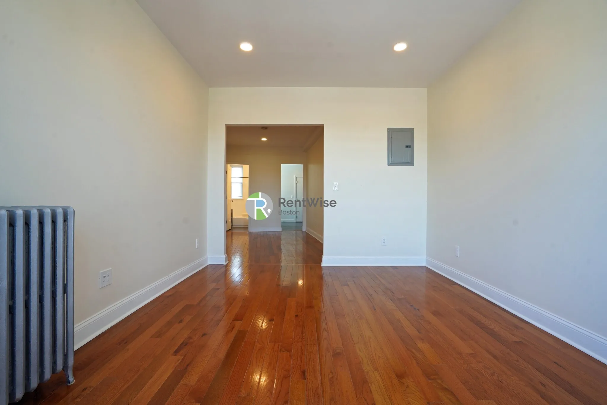 2 bed, 1 bath apartment for rent at 123 Sutherland Rd Unit L, Brighton — photo 4 of 23