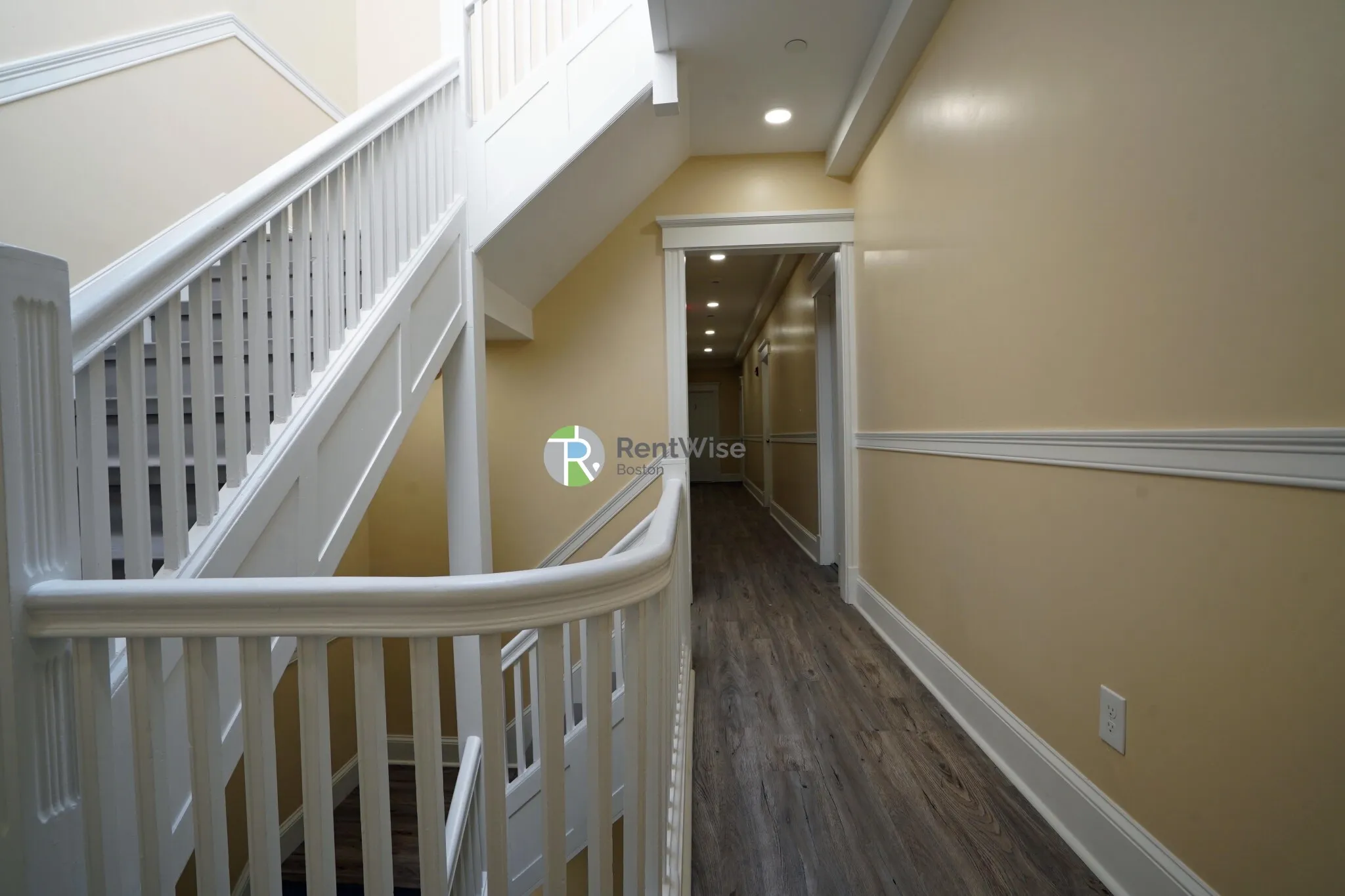 2 bed, 1 bath apartment for rent at 123 Sutherland Rd Unit L, Brighton — photo 18 of 23