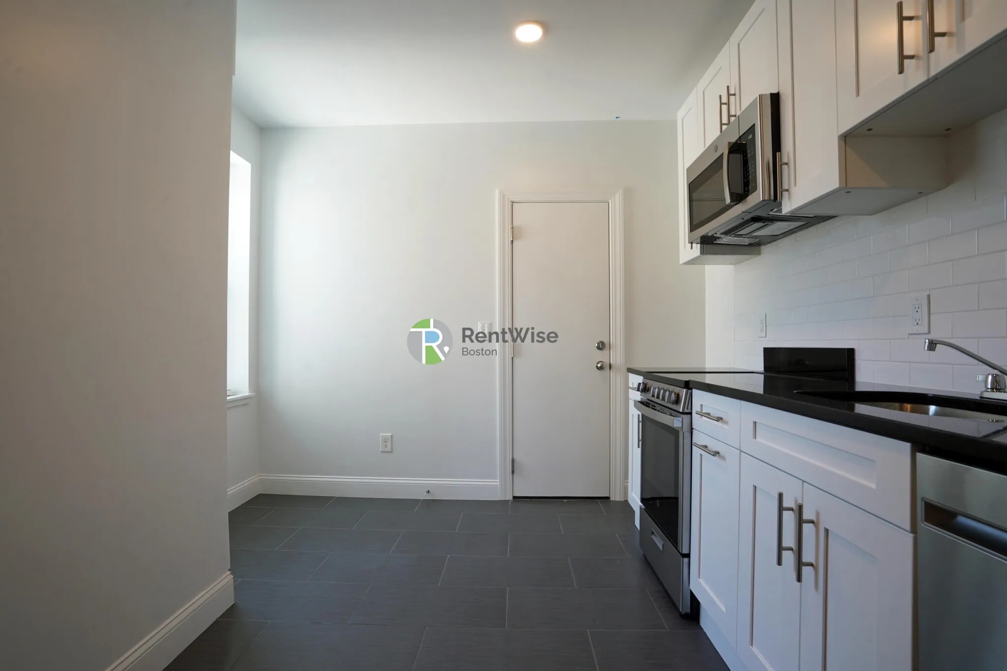 2 bed, 1 bath apartment for rent at 123 Sutherland Rd Unit L, Brighton — photo 9 of 23