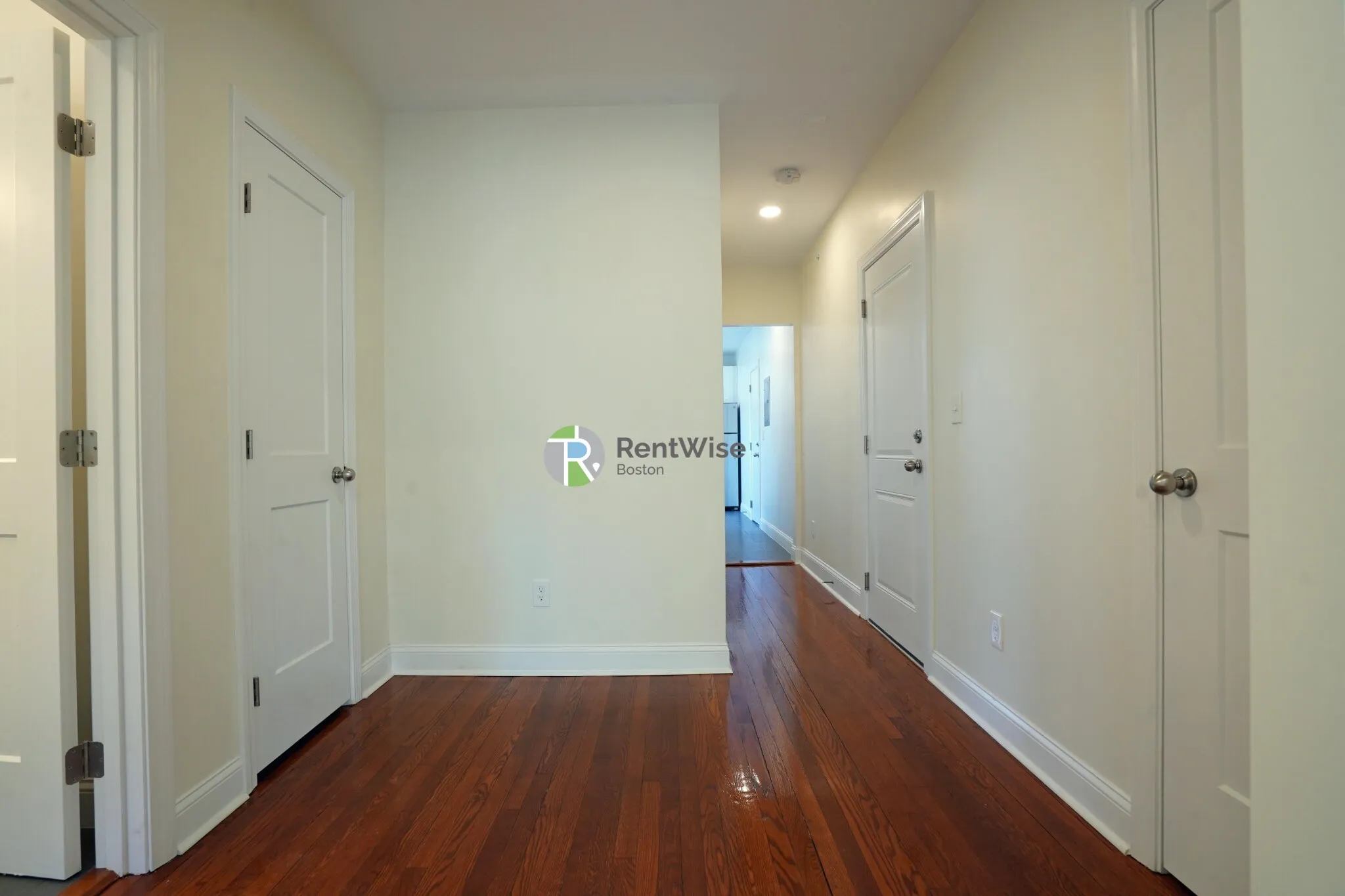 1 bed, 1 bath apartment for rent at 123 Sutherland Rd Unit M, Brighton — photo 3 of 29