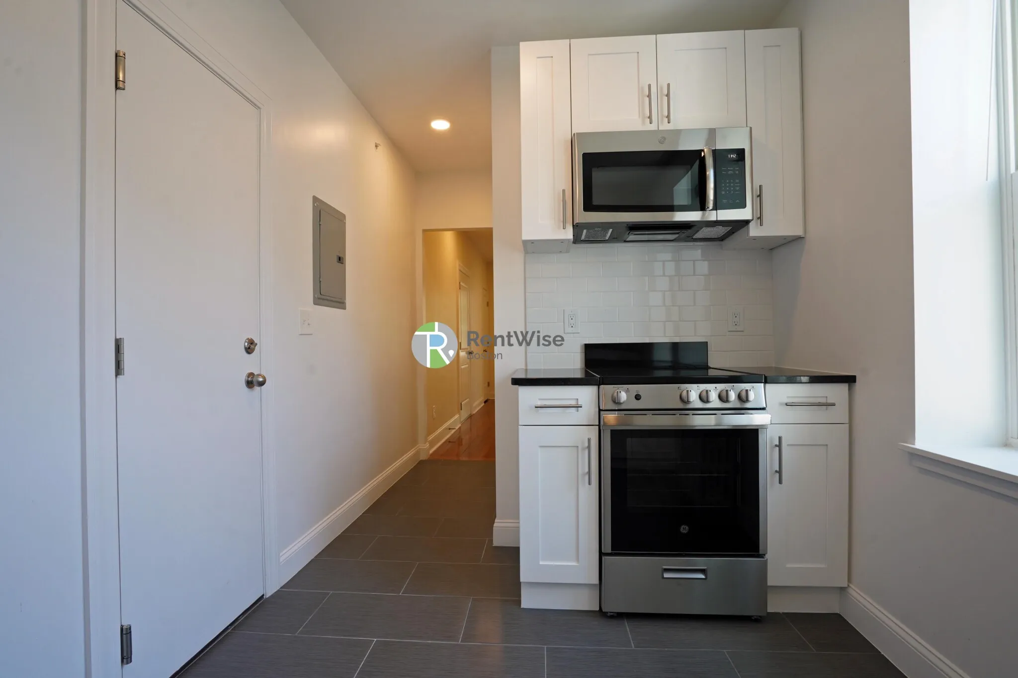 1 bed, 1 bath apartment for rent at 123 Sutherland Rd Unit M, Brighton — photo 13 of 29