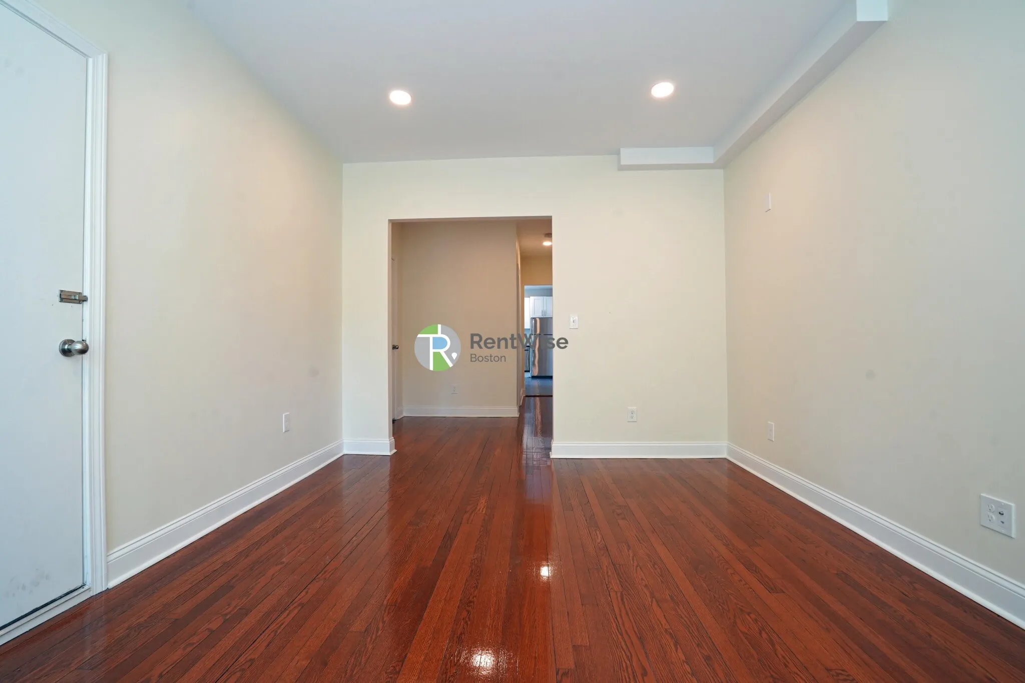 1 bed, 1 bath apartment for rent at 123 Sutherland Rd Unit M, Brighton — photo 4 of 29