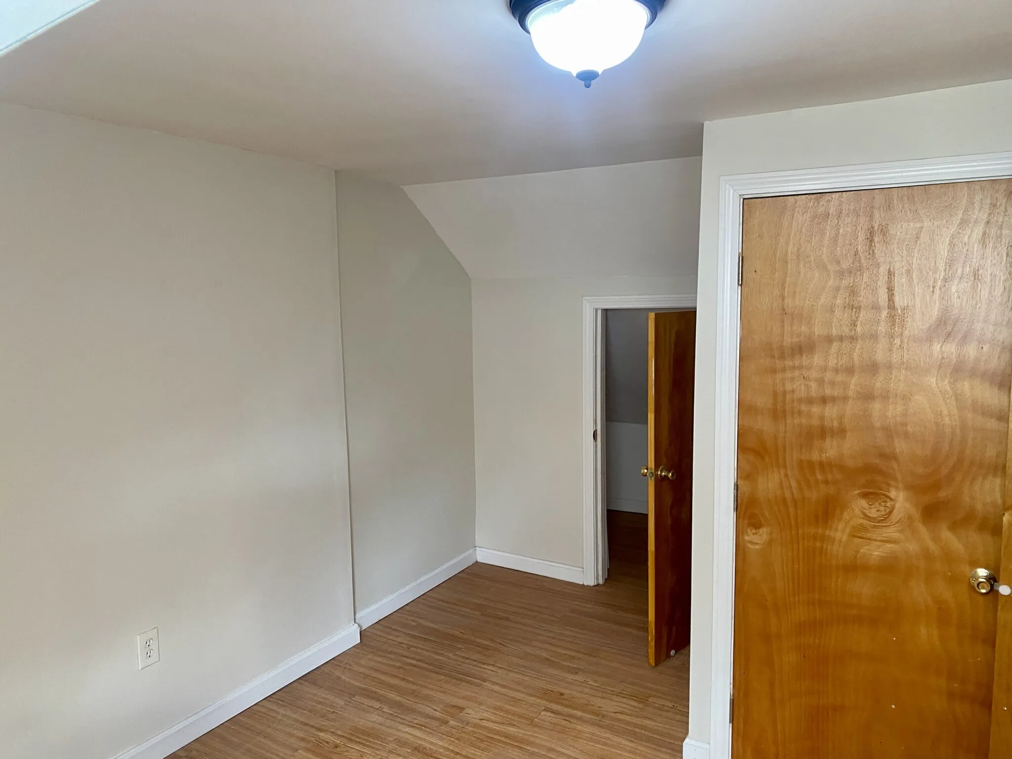 4 bed, 1 bath apartment for rent at 123 Thorndike St Unit 2L, East Cambridge — photo 10 of 19