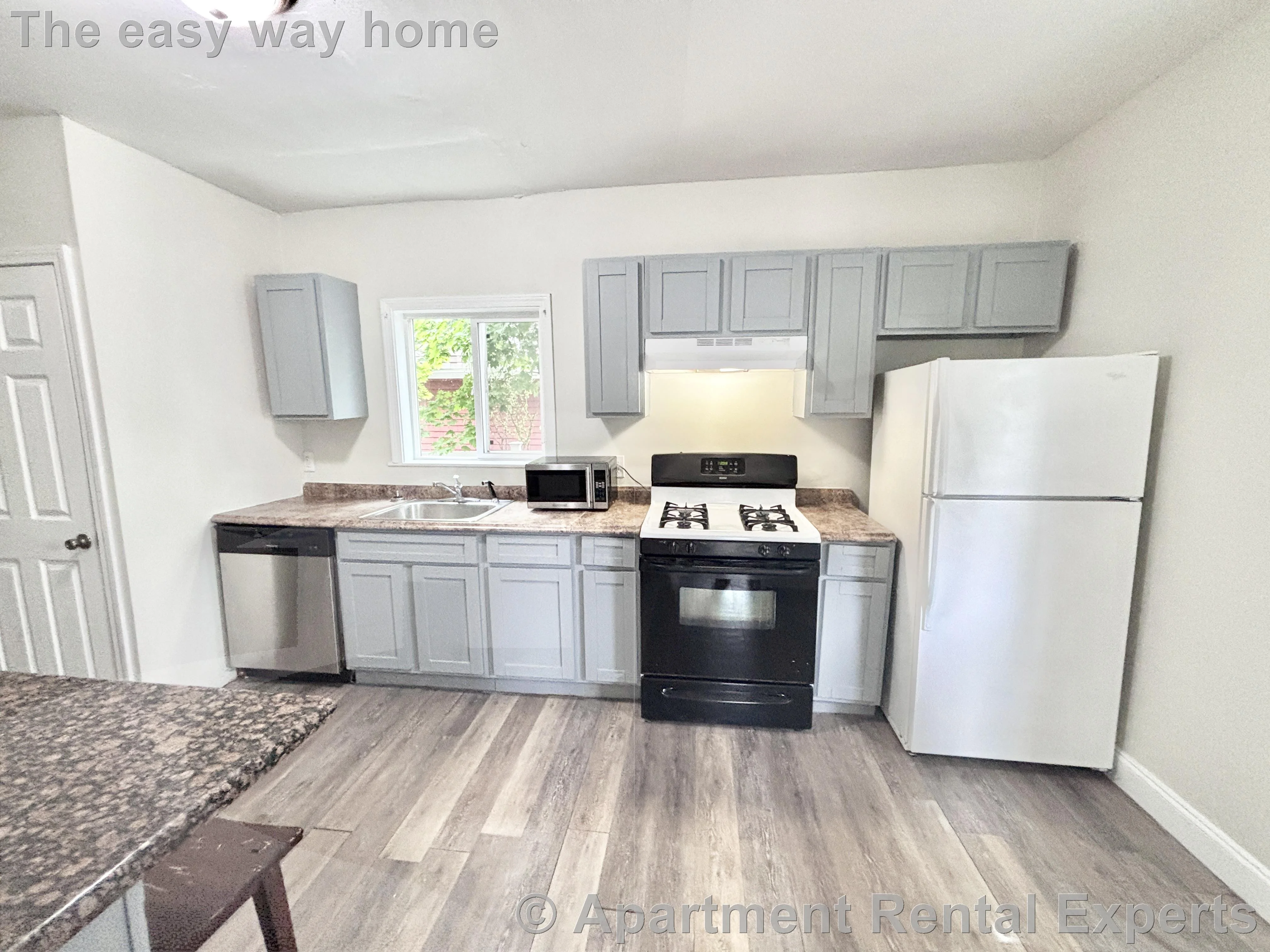 4 bed, 2 bath apartment for rent at 123 Winthrop St, Tufts