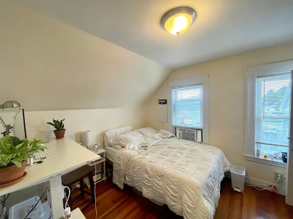 5 bed, 2.5 bath apartment for rent at 123 Winthrop St Unit 0, Medford — photo 15 of 35