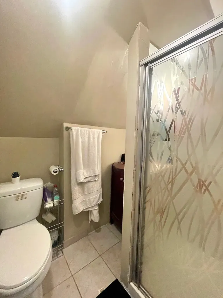 5 bed, 2.5 bath apartment for rent at 123 Winthrop St Unit 0, Medford — photo 32 of 35