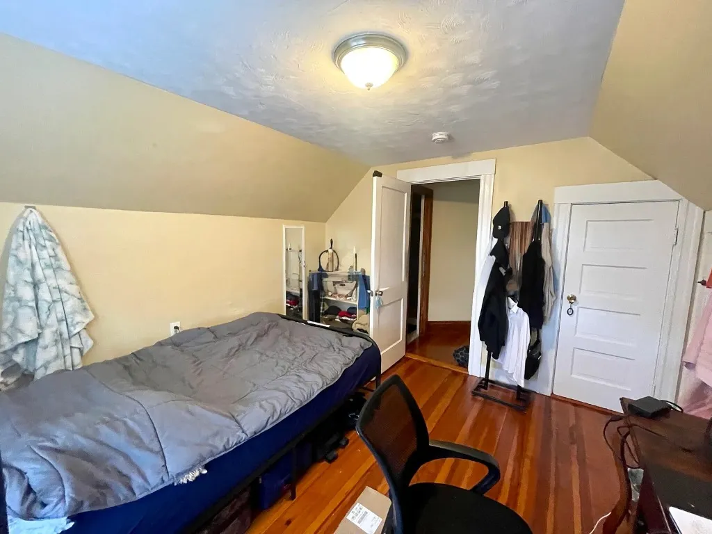 5 bed, 2.5 bath apartment for rent at 123 Winthrop St Unit 0, Medford — photo 29 of 35