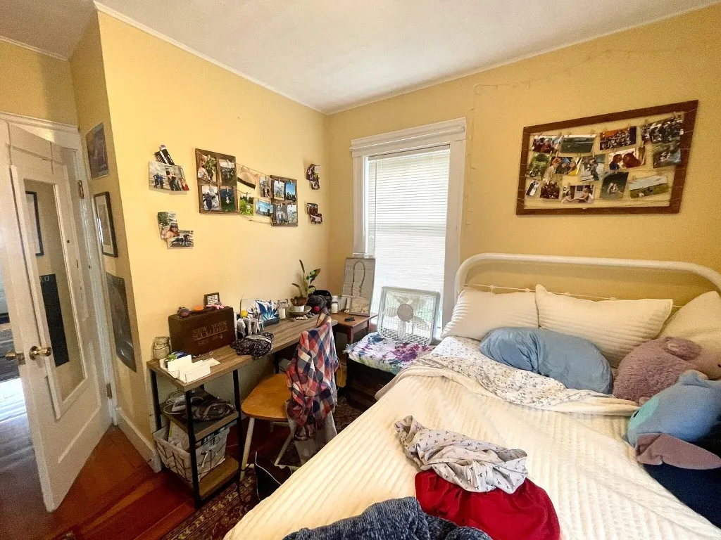 5 bed, 2.5 bath apartment for rent at 123 Winthrop St Unit 1, Medford — photo 12 of 20