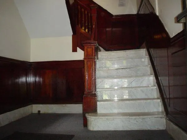 4 bed, 1 bath apartment for rent at 1232 Beacon St Unit 3, North Brookline