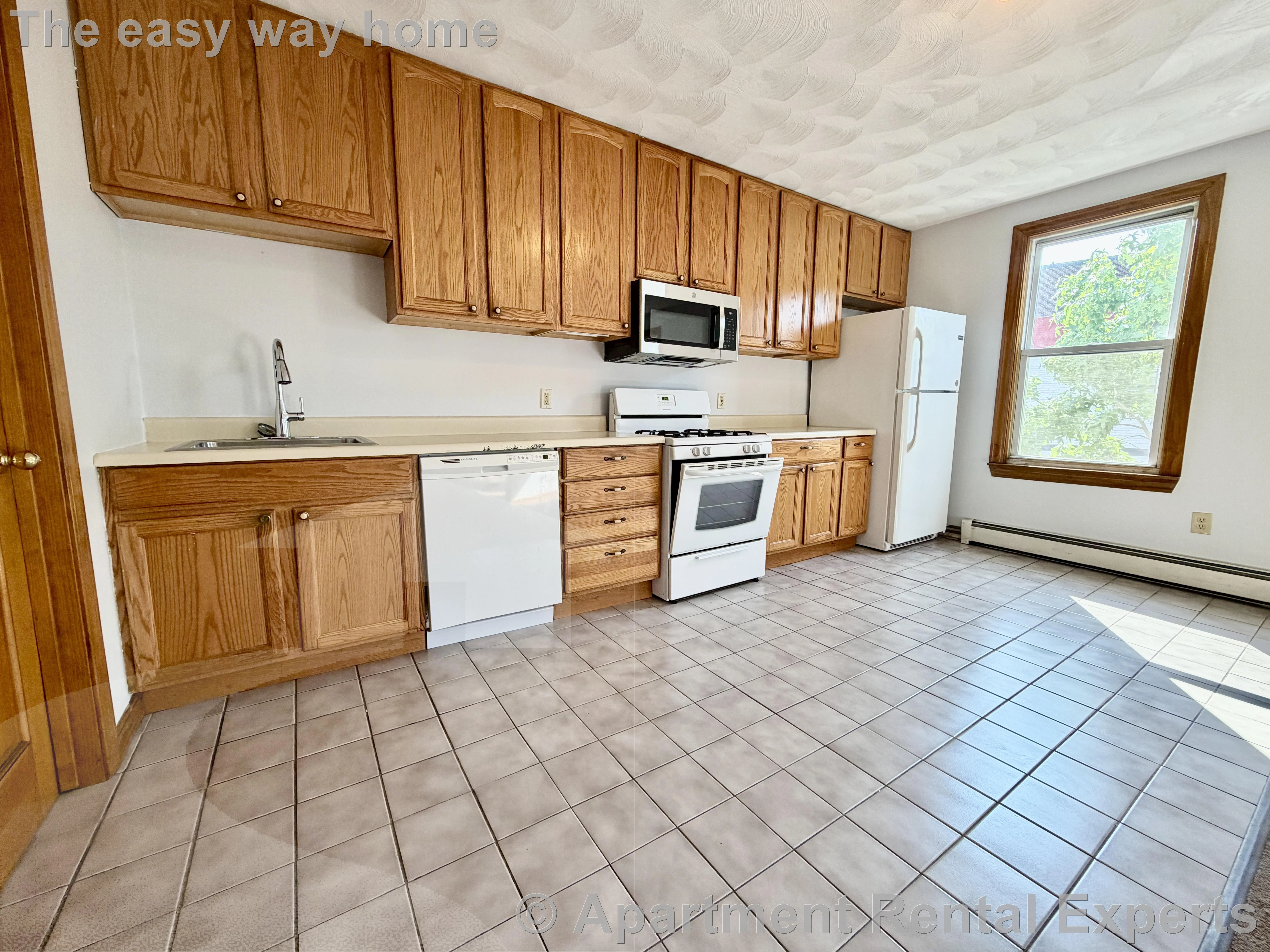 2 bed, 1 bath apartment for rent at 1236 Cambridge St Unit 2R, Wellington-Harrington — photo 6 of 18