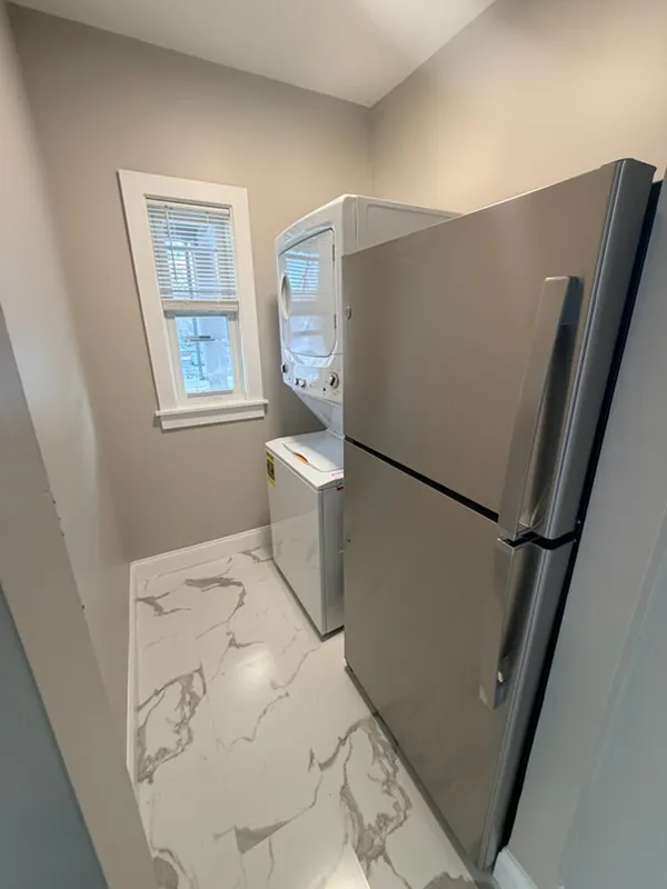 4 bed, 2 bath apartment for rent at 1238 Blue Hill Ave Unit 2, Mattapan — photo 11 of 17