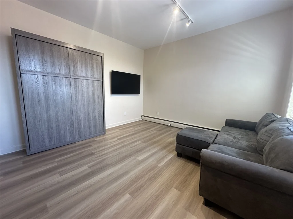 Studio bed, 1 bath apartment for rent at 1238 Commonwealth Ave Unit 52, Allston — photo 1 of 5