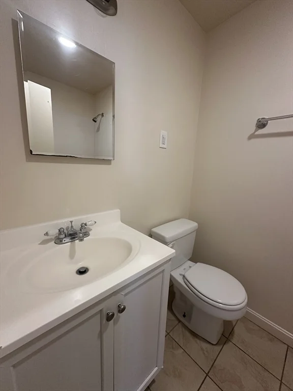 Studio bed, 1 bath apartment for rent at 1238 Commonwealth Ave Unit 52, Allston — photo 4 of 5