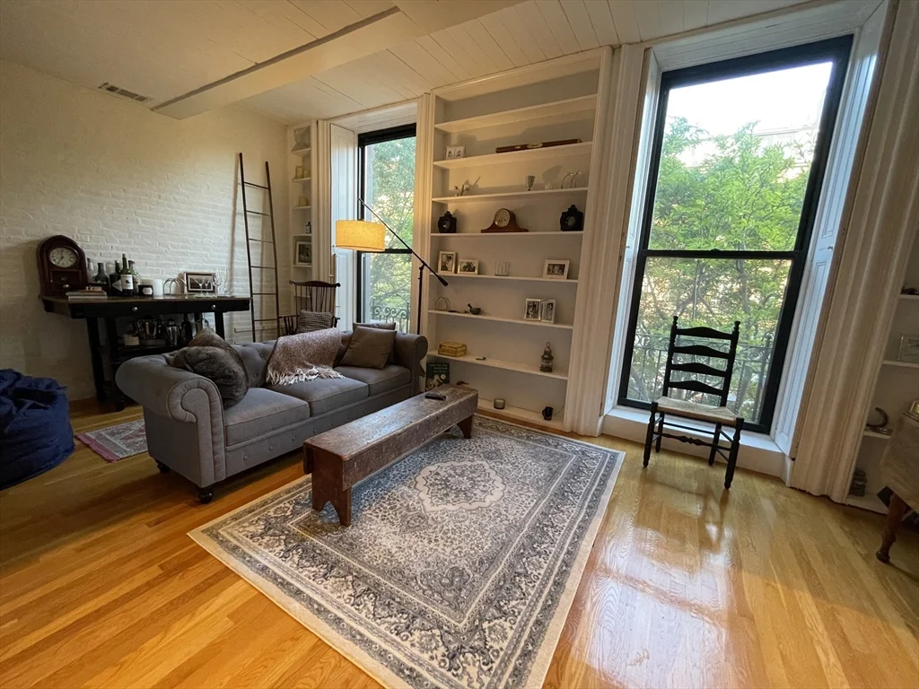 1 bed, 2 bath apartment for rent at 124 Beacon St Unit 3F, Back Bay — photo 2 of 22