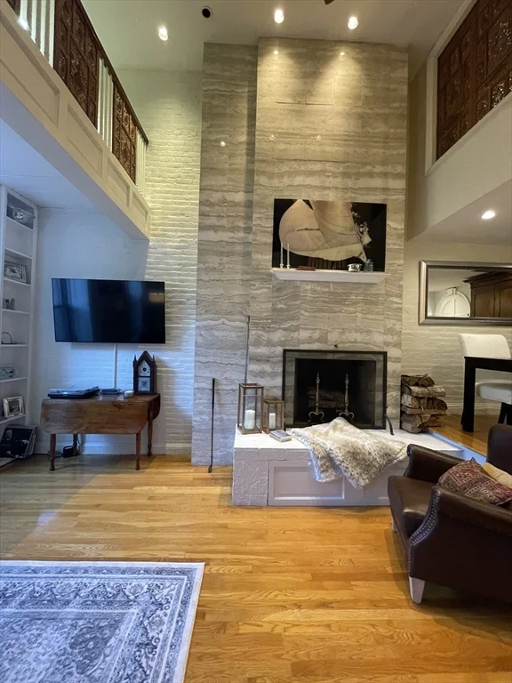 1 bed, 2 bath apartment for rent at 124 Beacon St Unit 3F, Back Bay — photo 7 of 22