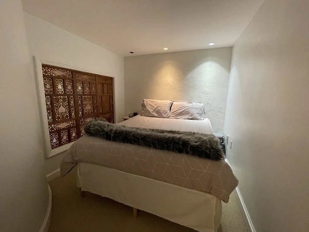 1 bed, 2 bath apartment for rent at 124 Beacon St Unit 3F, Back Bay — photo 14 of 22