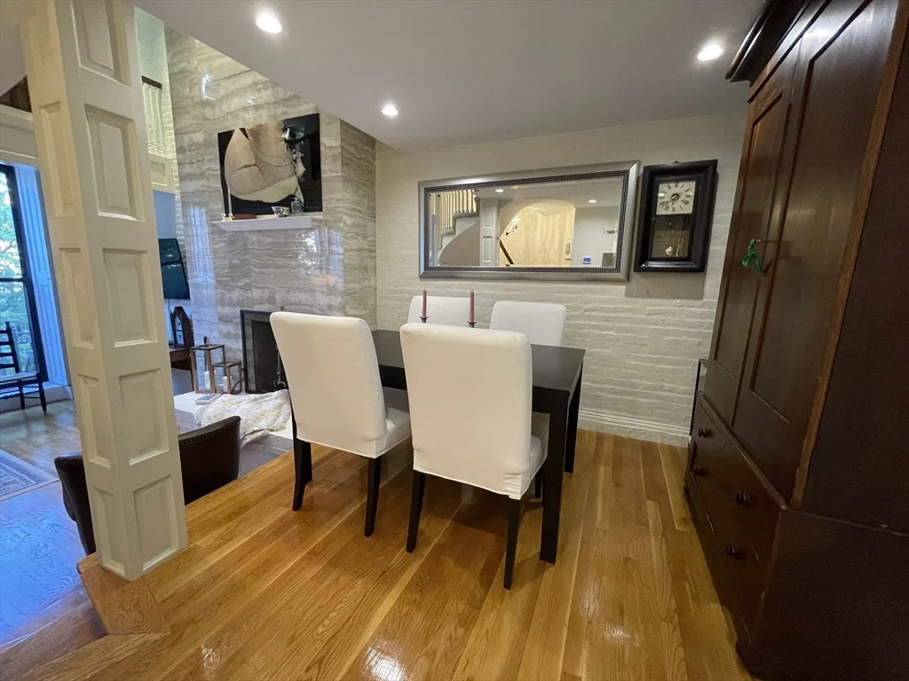 1 bed, 2 bath apartment for rent at 124 Beacon St Unit 3F, Back Bay — photo 8 of 22