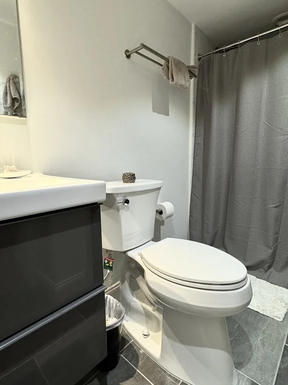 1 bed, 1 bath apartment for rent at 124 Beacon St Unit Gf, Back Bay — photo 6 of 9