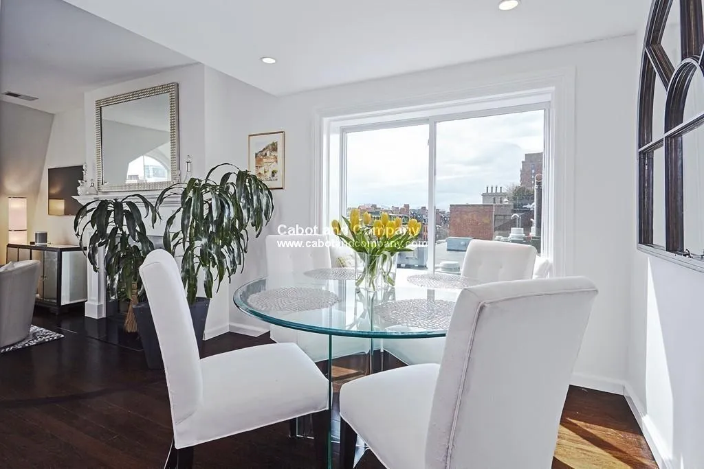 2 bed, 2 bath apartment for rent at 124 Beacon St Unit Phf, Back Bay — photo 4 of 18