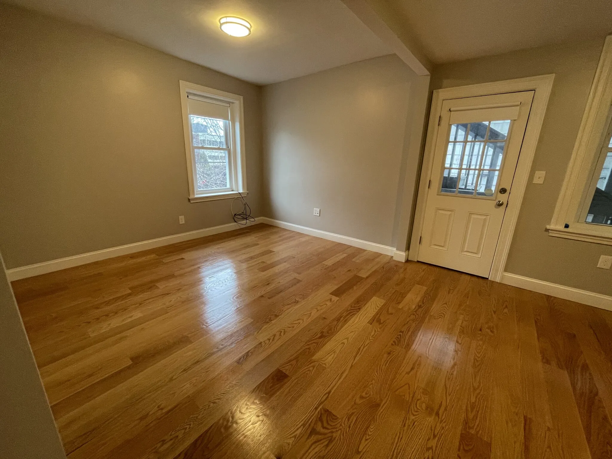 4 bed, 2 bath apartment for rent at 124 Berkshire St Unit 3, Wellington-Harrington — photo 3 of 4