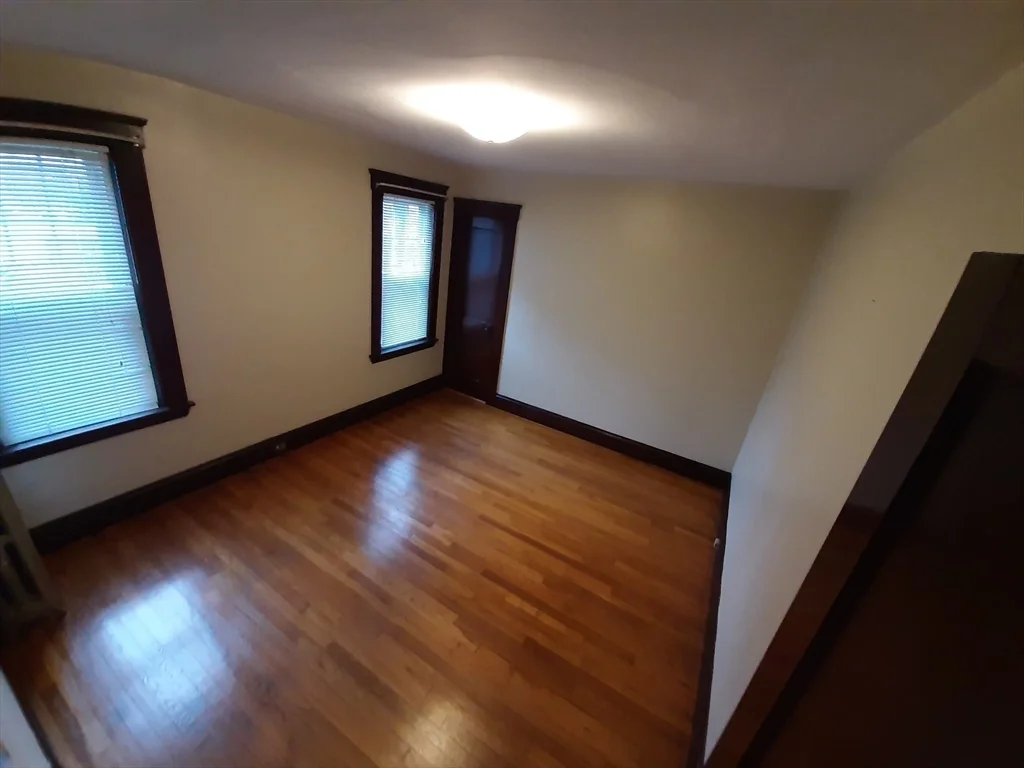 2 bed, 1 bath apartment for rent at 124 Bishop St Unit 124, Framingham — photo 5 of 11