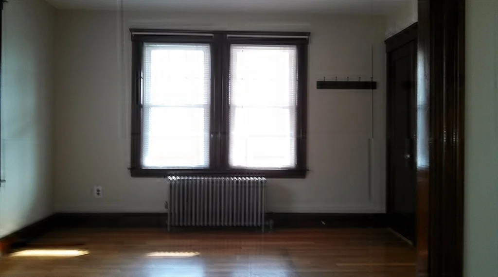 2 bed, 1 bath apartment for rent at 124 Bishop St Unit 124, Framingham — photo 10 of 11