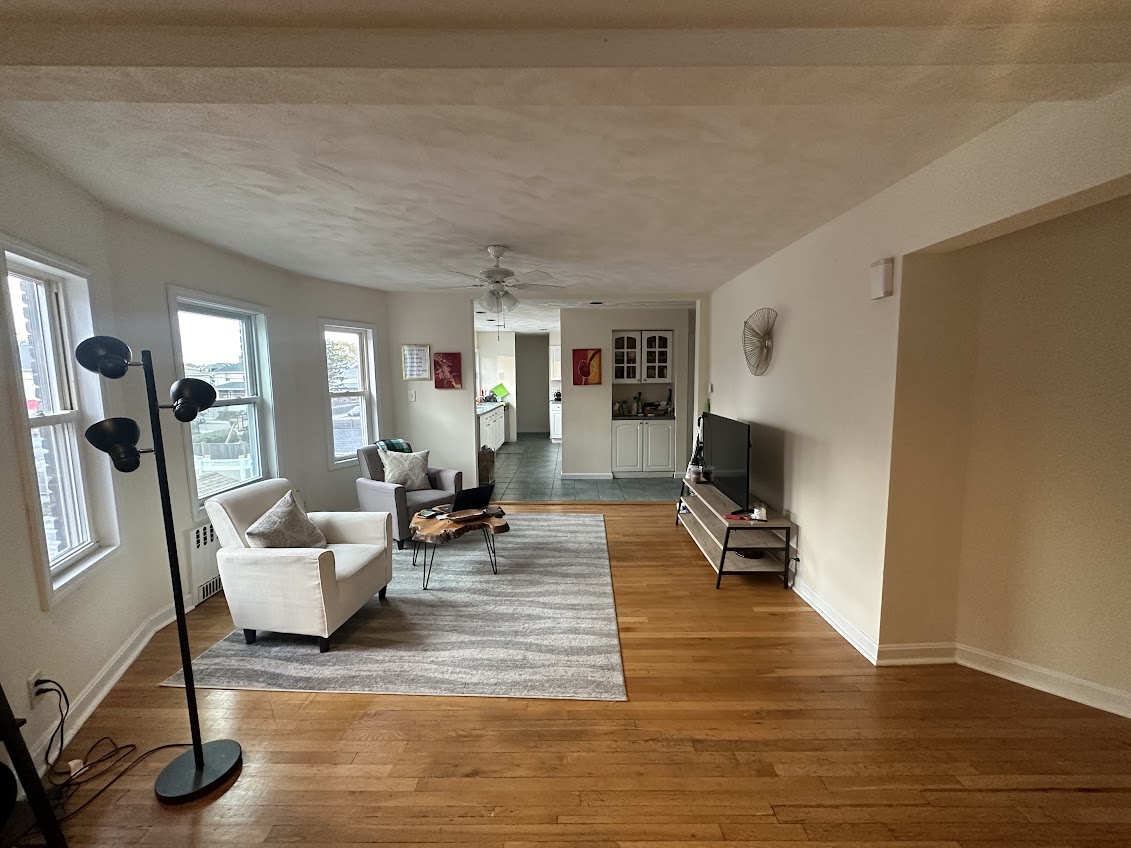 4 bed, 2 bath apartment for rent at 124 Bonner Ave Unit 2, South Medford — photo 1 of 38