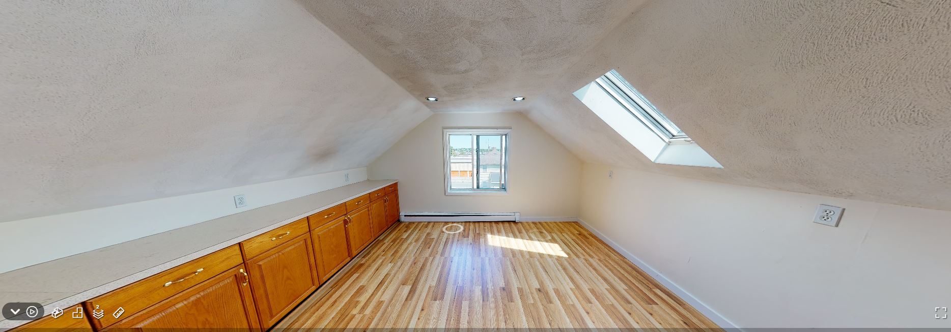 4 bed, 2 bath apartment for rent at 124 Bonner Ave Unit 2, South Medford — photo 32 of 38