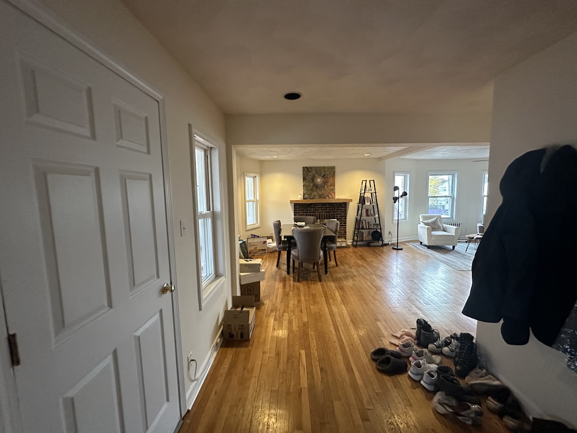 4 bed, 2 bath apartment for rent at 124 Bonner Ave Unit 2, South Medford — photo 2 of 38