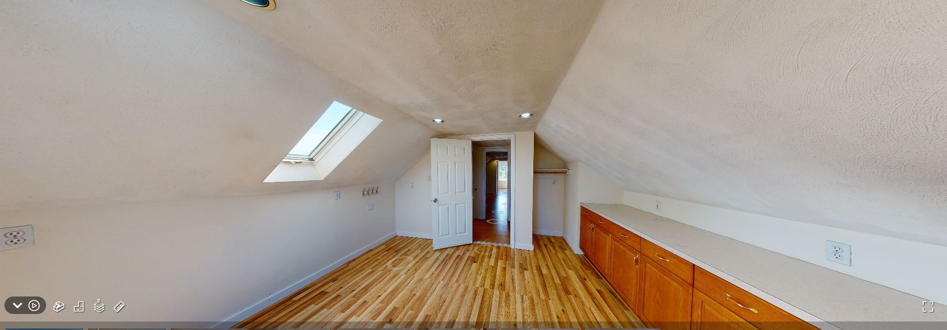 4 bed, 2 bath apartment for rent at 124 Bonner Ave Unit 2, South Medford — photo 31 of 38