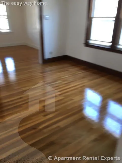 2 bed, 1 bath apartment for rent at 124 Bowdoin St, Tufts University — photo 3 of 10