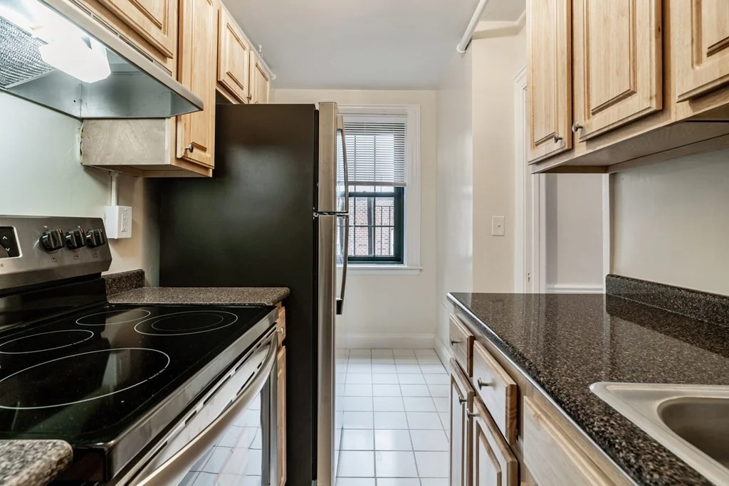 2 bed, 1 bath apartment for rent at 124 Bowdoin St Unit 106, Beacon Hill — photo 15 of 18
