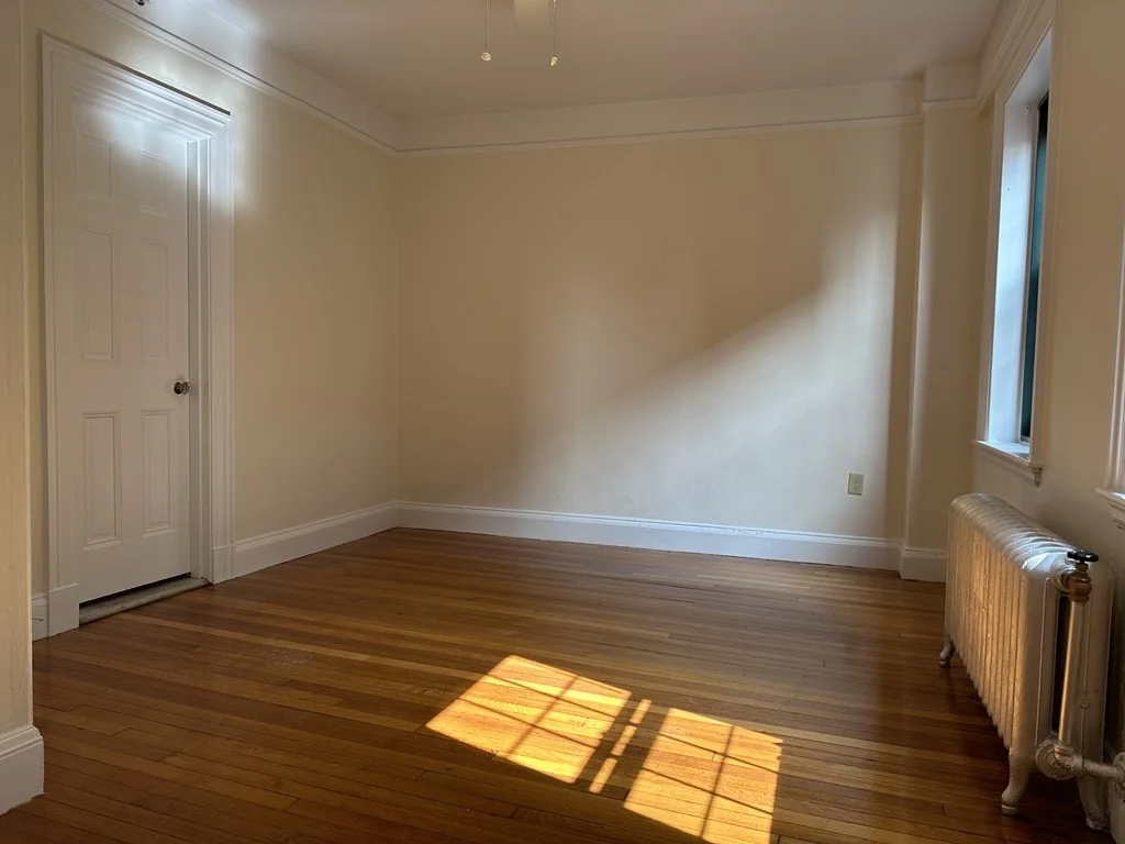 2 bed, 1 bath apartment for rent at 124 Bowdoin Unit 87, Beacon Hill — photo 6 of 15