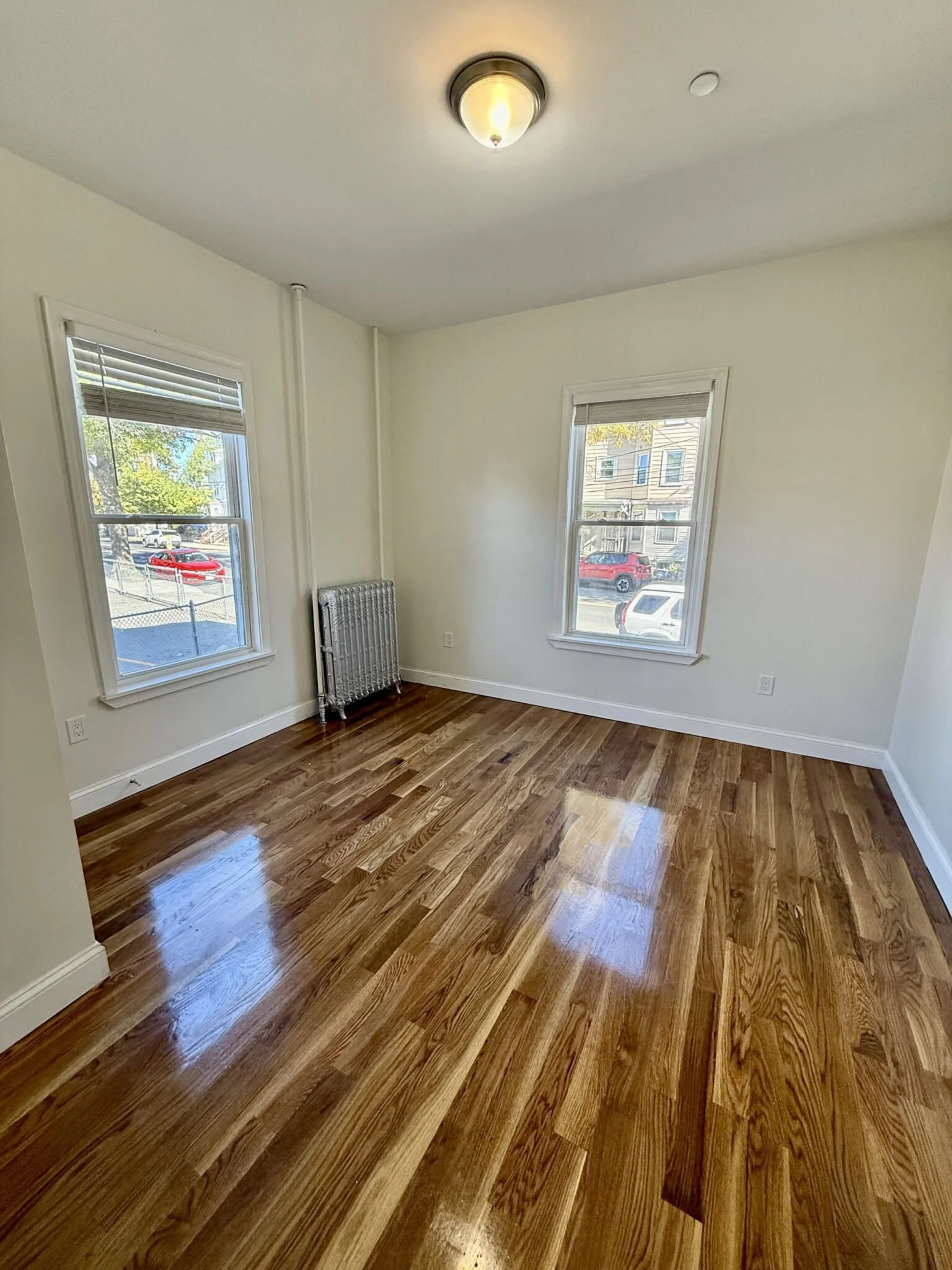 2 bed, 1 bath apartment for rent at 124 Chestnut St Unit 1, Lynn — photo 4 of 7